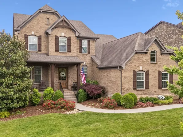 428 Larkhill Ln, Nolensville, TN 37135