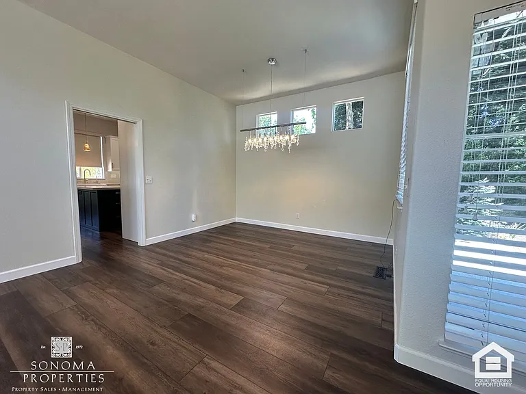 2006 Falcon Ridge Dr — Photo 8