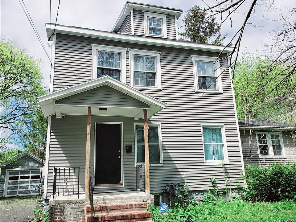 1st image of 314 Lewis St