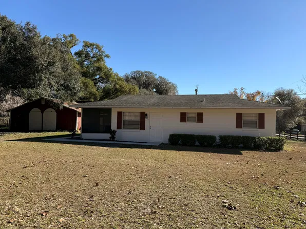 349 Palm Ave, Center Hill, FL 33514