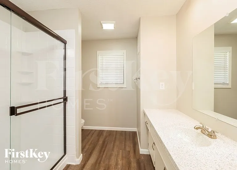 6704 NW Mirror Lake Ter — Photo 13