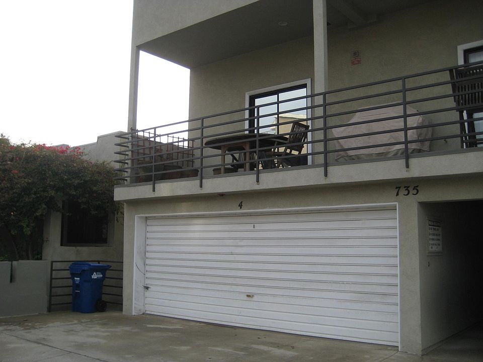 1st image of 735 Manhattan Ave APT 2