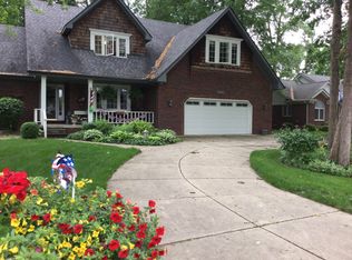 53513 Wolf Dr, Shelby Township, MI 48316