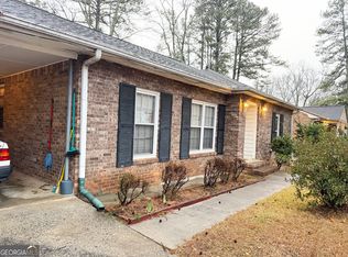 6112 Lynwood Dr, Forest Park, GA 30297