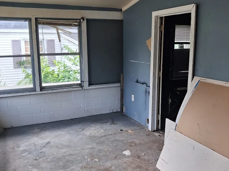 2309 W Malone Ave — Photo 5