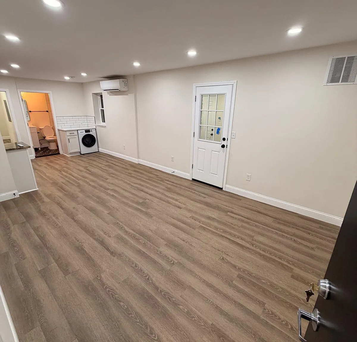 Stunning 1BR/1BA in North avondale!! — Photo 4