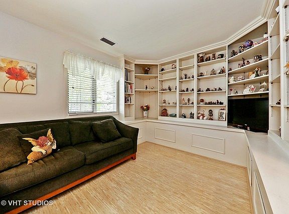 5th image of 6140 Essex Ct Unit C