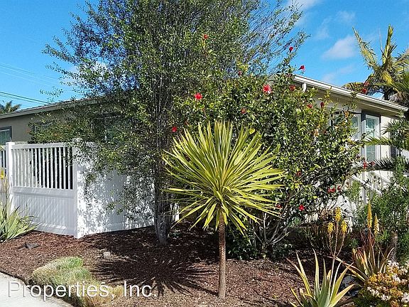 5th image of 1552 Catalina Blvd