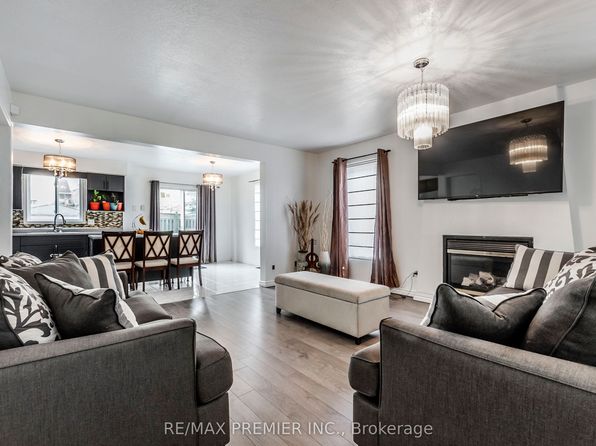 23 Chester Dr, Cambridge, ON N1T 2C4