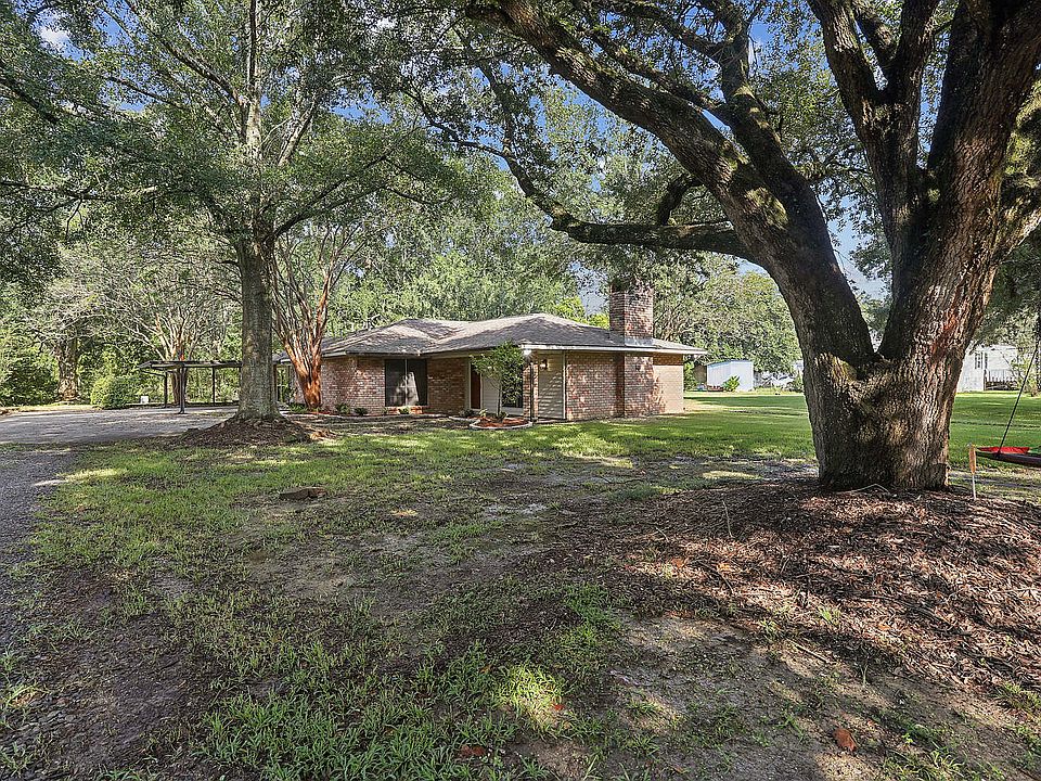 1st image of 11461 Gator Ln