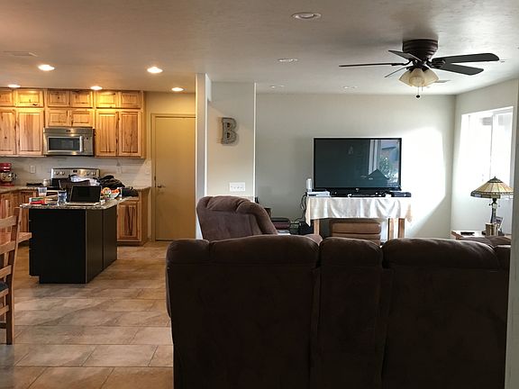 5th image of 2515 E Kiowa St