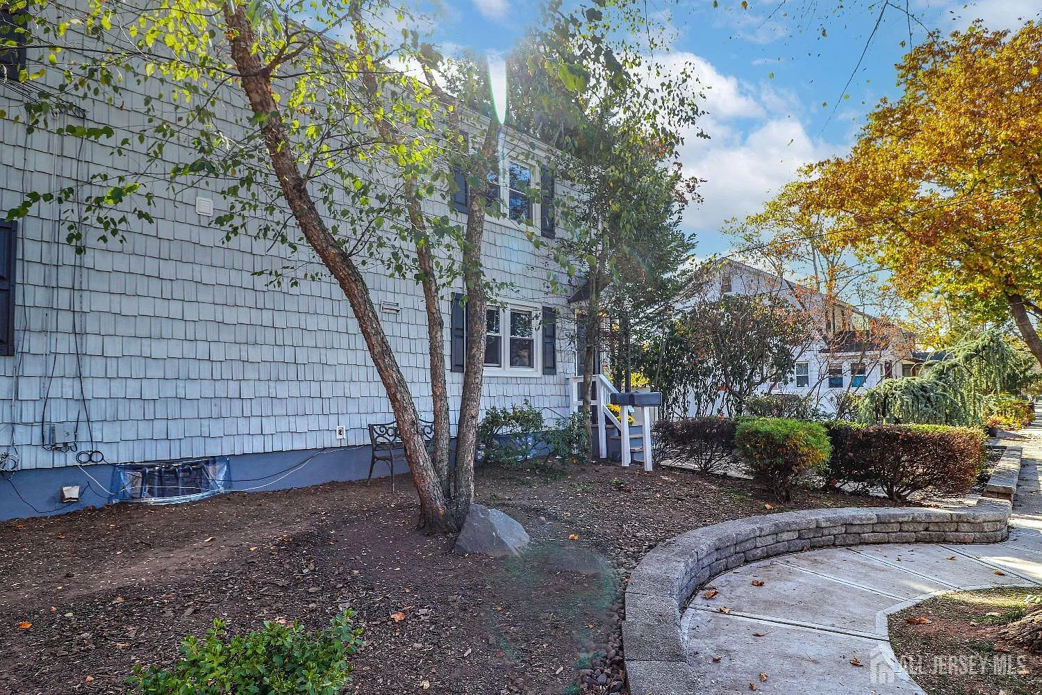 1 bed, 1.0 bath, 896 sqft, $2,500 — Photo 2