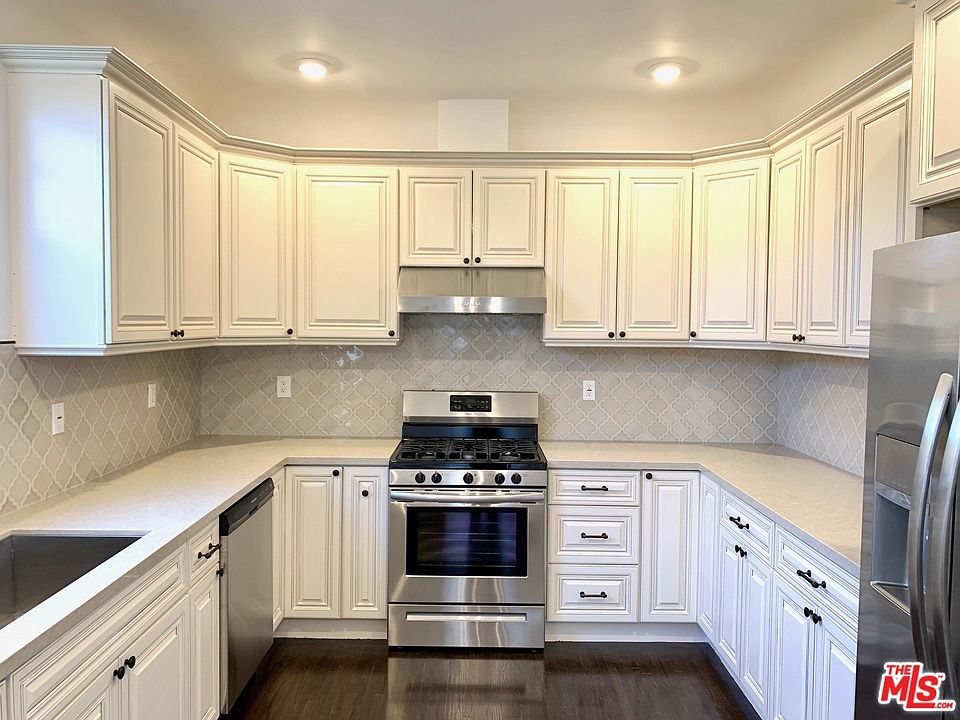 1st image of 9332 W Olympic