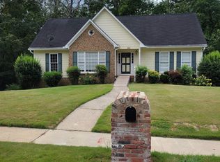 913 Woodbrook Rd, Birmingham, AL 35215