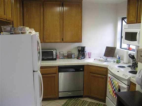 All built-in appliances, garden window