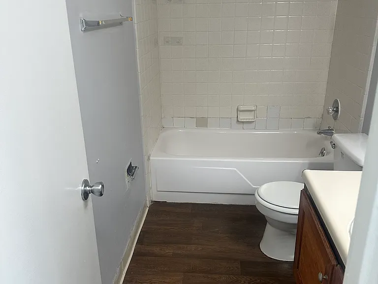 815 S State St #16 — Photo 9