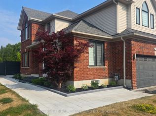 46 Country Ln, Barrie, ON L4N 0E8
