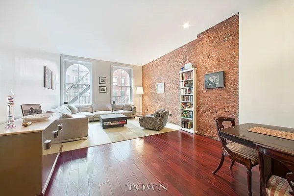 Rented by Town Residential | media 37