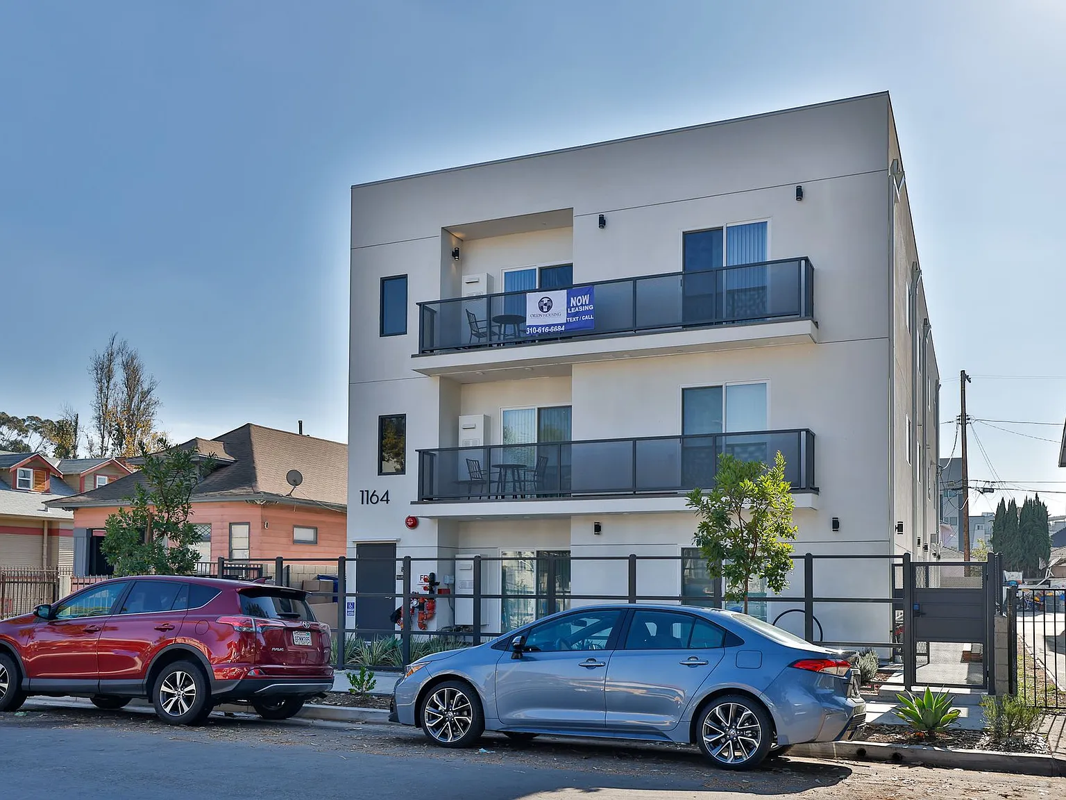 Premium Leo Apartments — Photo 2