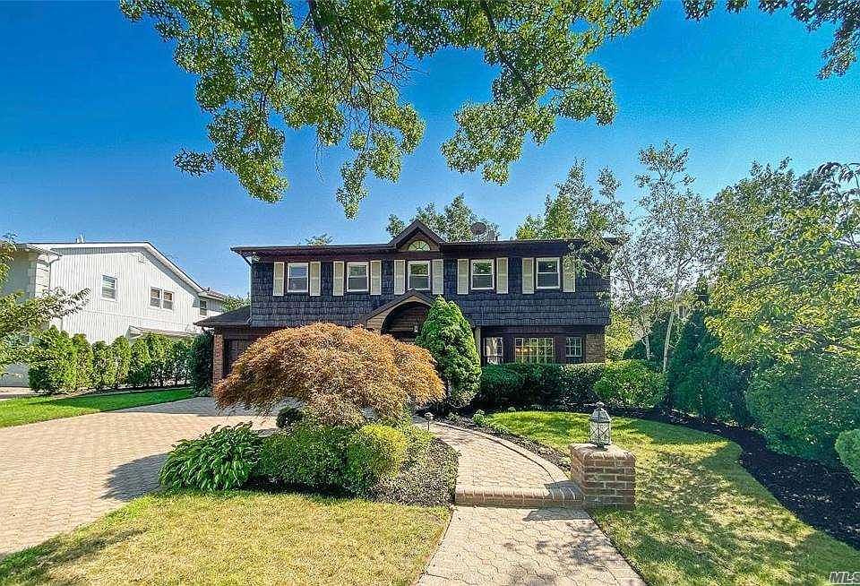 1st image of 12 Joy Dr