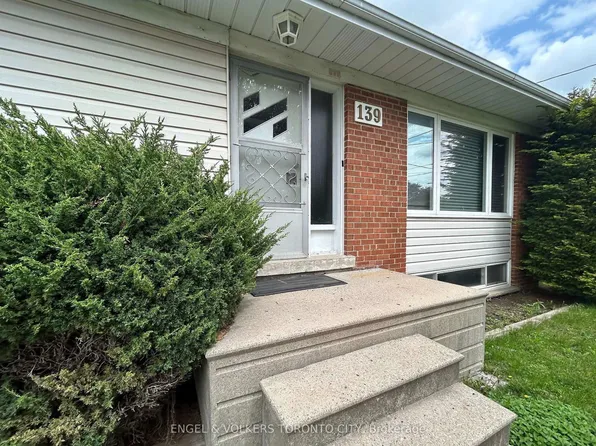 139 Queen St, Newmarket, ON L3Y 2E9