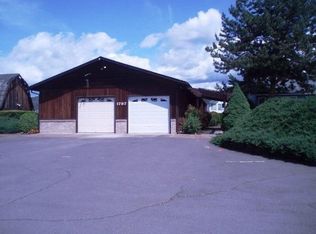 1787 Spring St, Medford, OR 97504