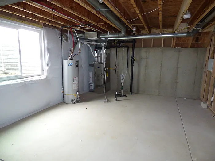 753 Lakebrook Ct — Photo 16