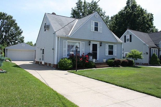 1st image of 30120 Mildred St