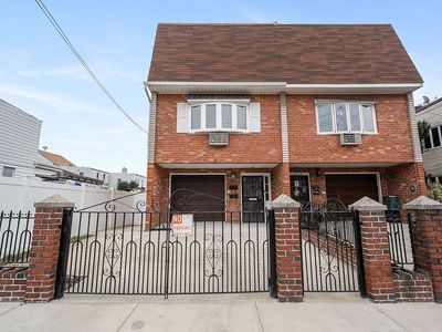 67-37 79th St #X, Middle Village, NY, 11379