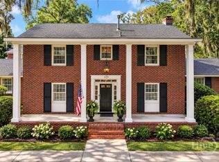 629 E Victory Drive, Savannah, GA 31405