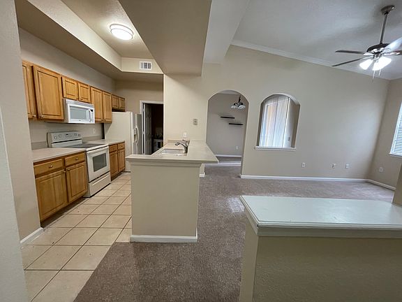 4th image of 10075 Gate Parkway Blvd N #1612