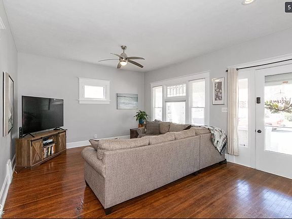 4th image of 831 Weghorst St #1