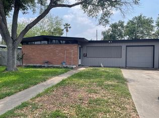 702 Santa Anita Dr, Kingsville, TX 78363