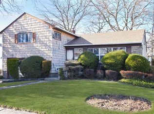 1875 N Jerusalem Rd, East Meadow, NY 11554