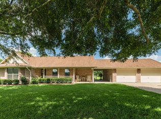 7410 Scott Ave, Manvel, TX 77578