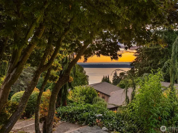 2605 SW 151st Place, Burien, WA 98166