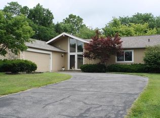 12825 Andover Dr, Carmel, IN