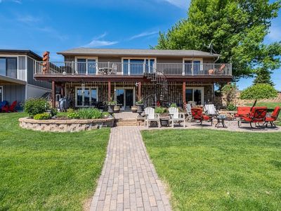 15732 Tradewind Dr, Spirit Lake, IA, 51360