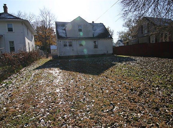 3rd image of 1307 Ashland Ave