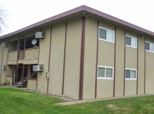 3301 Mensch Ct APT B, Carmichael, CA