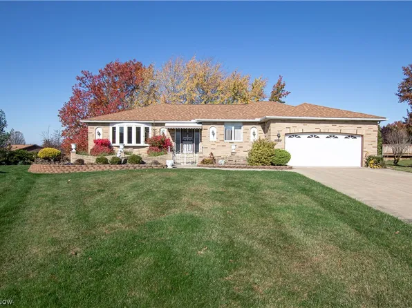 7660 Cherrywood Ln, Seven Hills, OH 44131