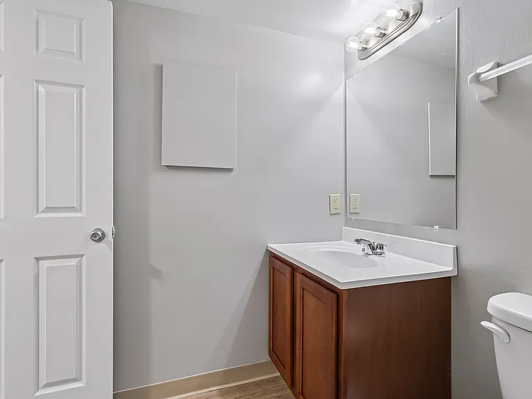 Forest Apartments — Photo 19