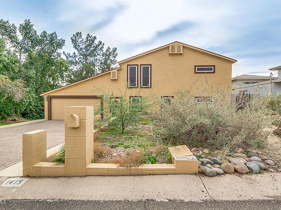 3rd image of 1415 E Las Palmaritas Dr