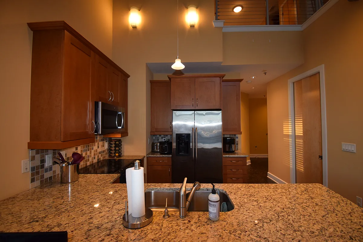 Building Photo - 2608 Erwin Rd #401
