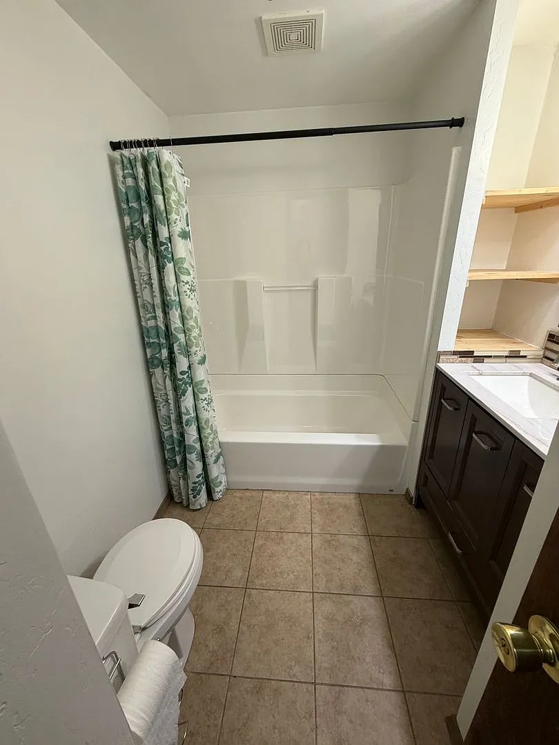 3 bed 2 bath house — Photo 4