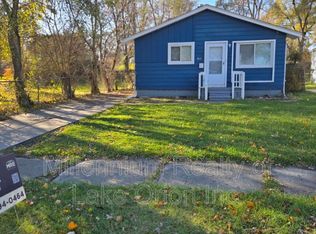 445 Emerson Ave, Pontiac, MI 48342