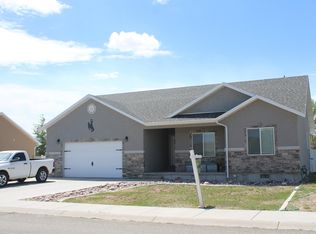 131 Powderhorn Dr, Mountain View, WY 82939