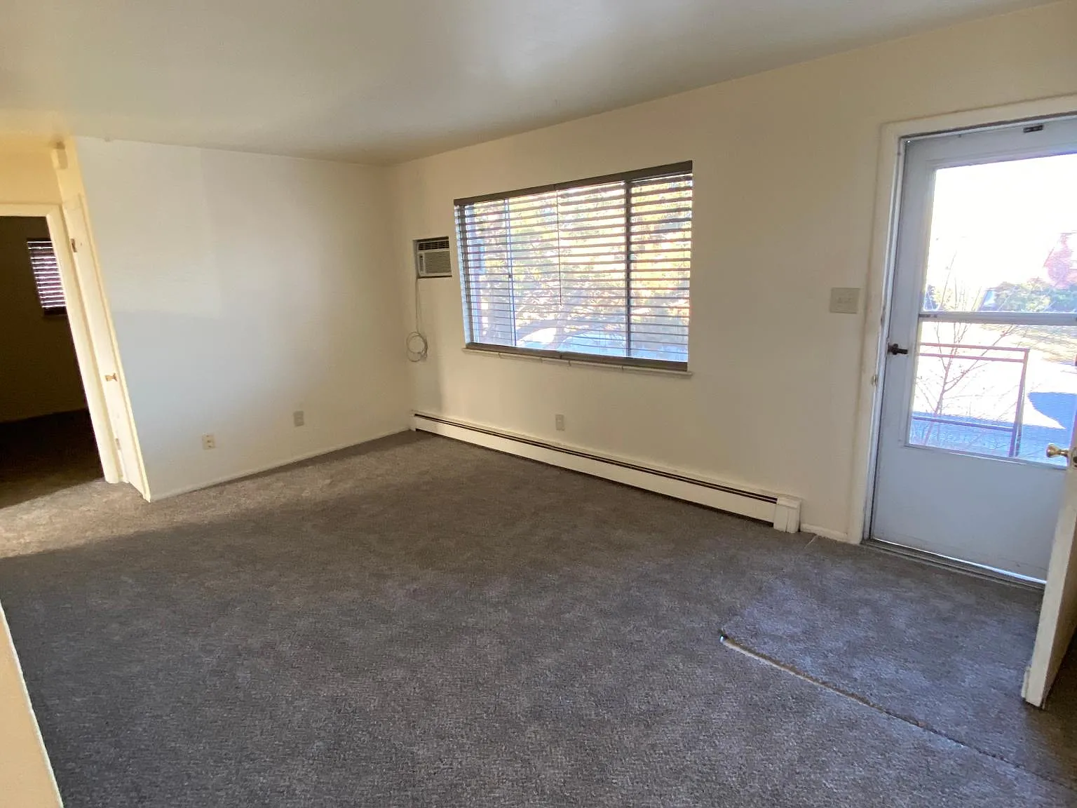 2 bed, 745 sqft, $1,200 — Photo 3