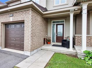 243 Kimpton Dr, Ottawa, ON K2S 2H9