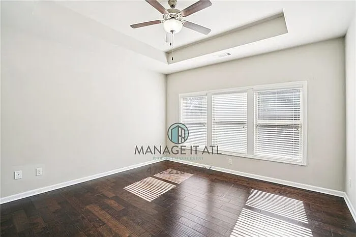 2558 Village Park Bnd — Photo 18